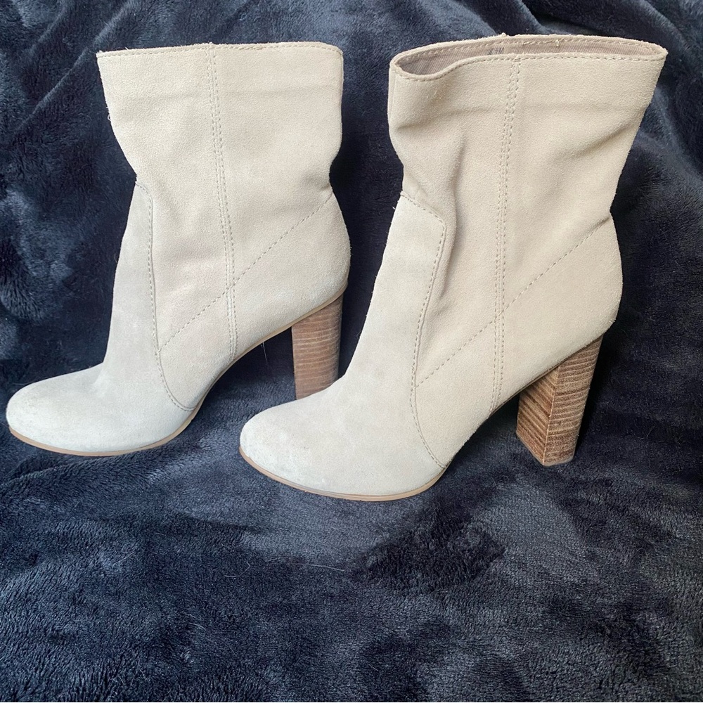 Nine West Cream Heeled Boots with Chunky Heel